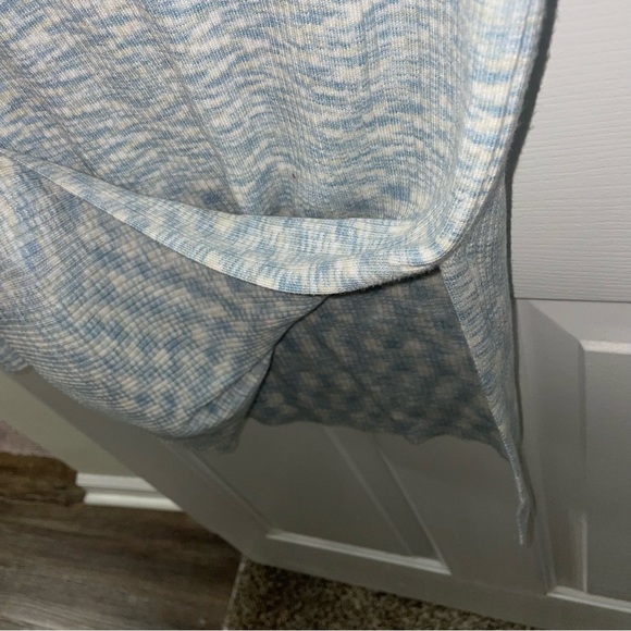 House of Harlow 3 Piece Sweater Set - Worn Once - Picture 4 of 4